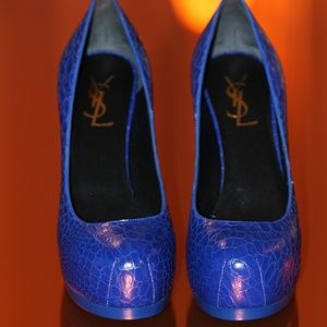 Rare Yves Saint Laurent Tribute Two Platform Pumps